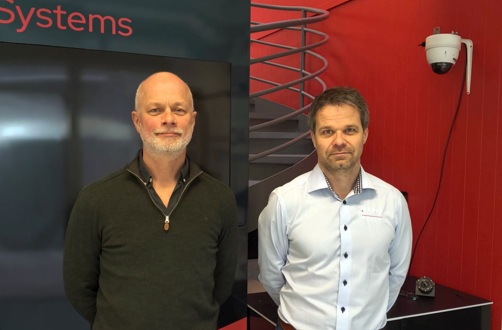 Jan Møllerhaug, daglig leder i Ovun, og Tommy Storsveen, administrernde direktør i Imenco Aqua